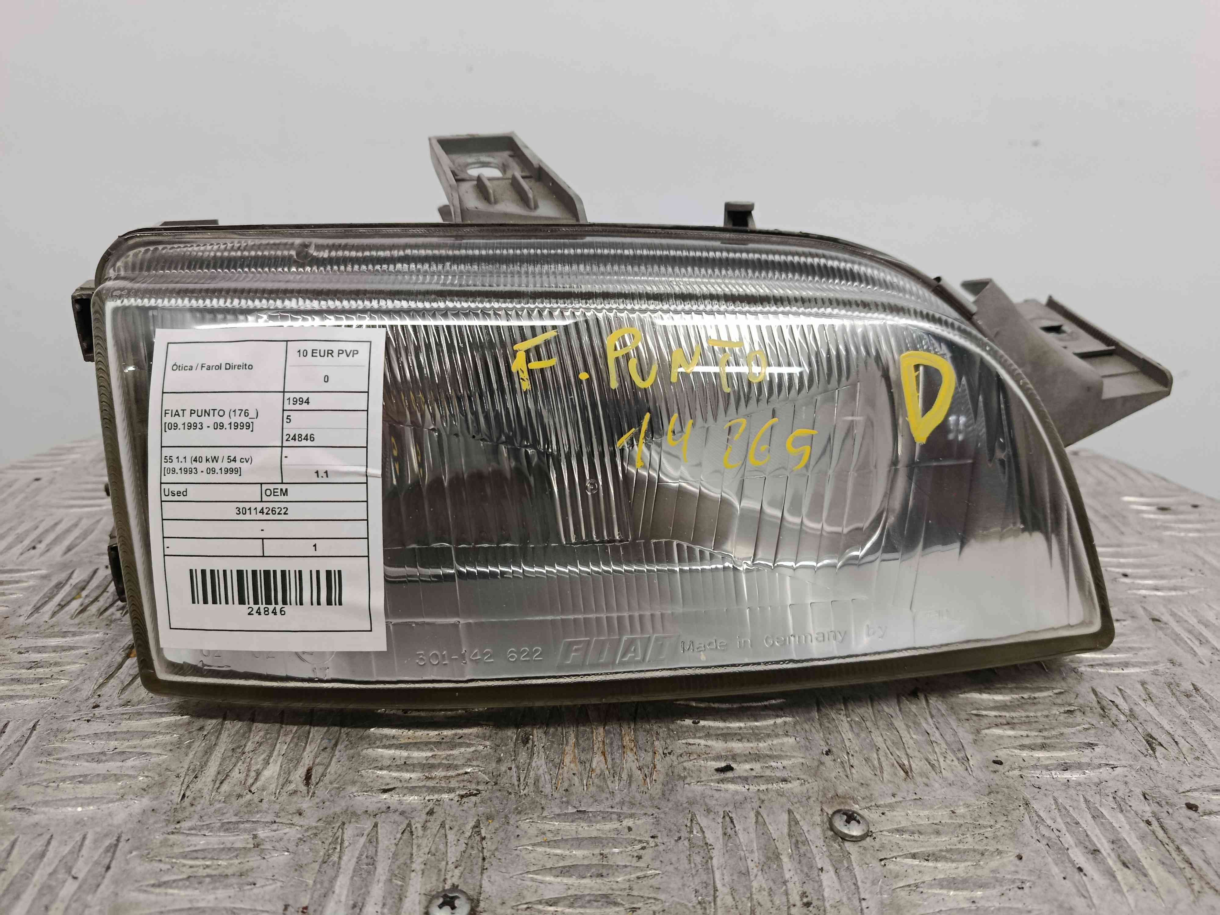Ótica / Farol Direito 301142622 - FIAT PUNTO (176_)-38816390