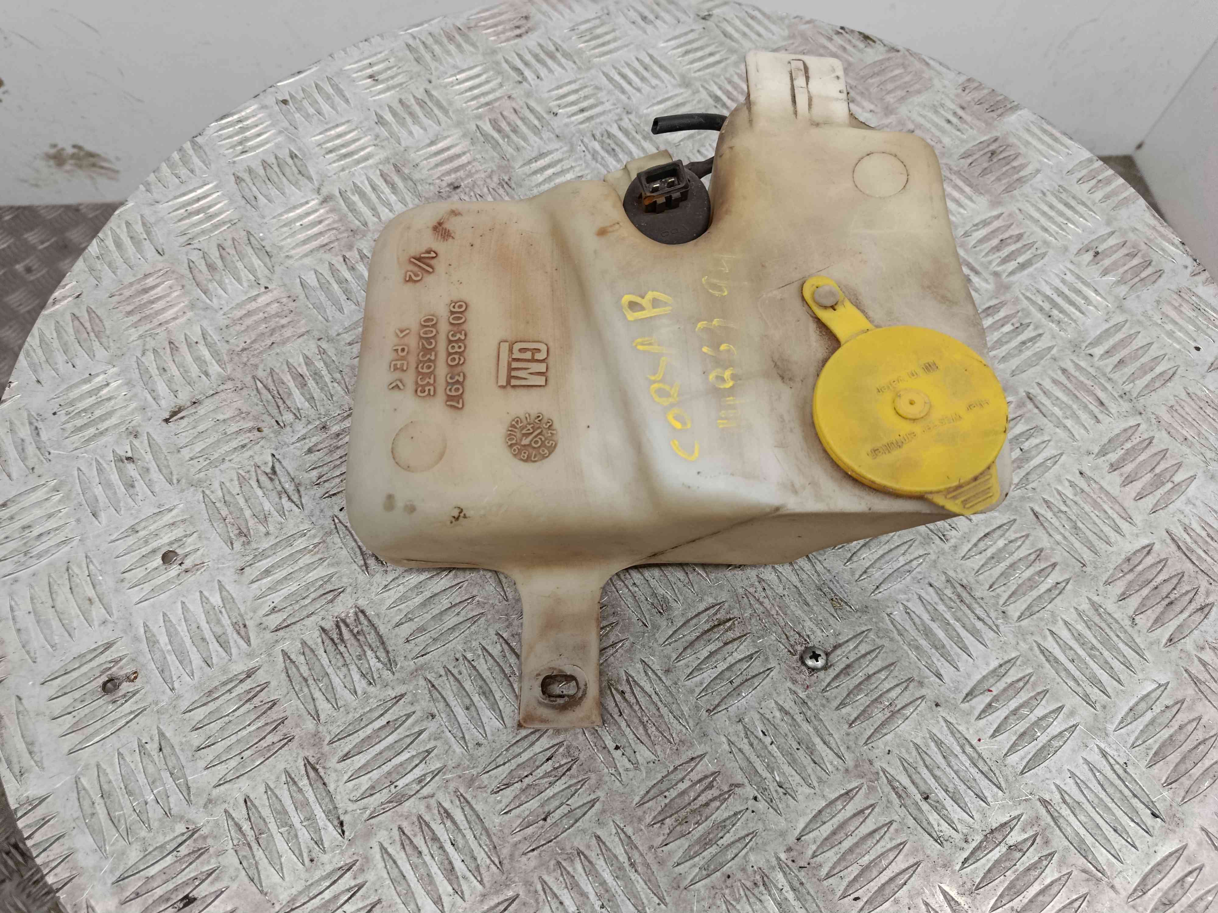 Reservatório / Depósito Água Limpa Vidros 90386397 - OPEL CORSA B (S93)-38902485