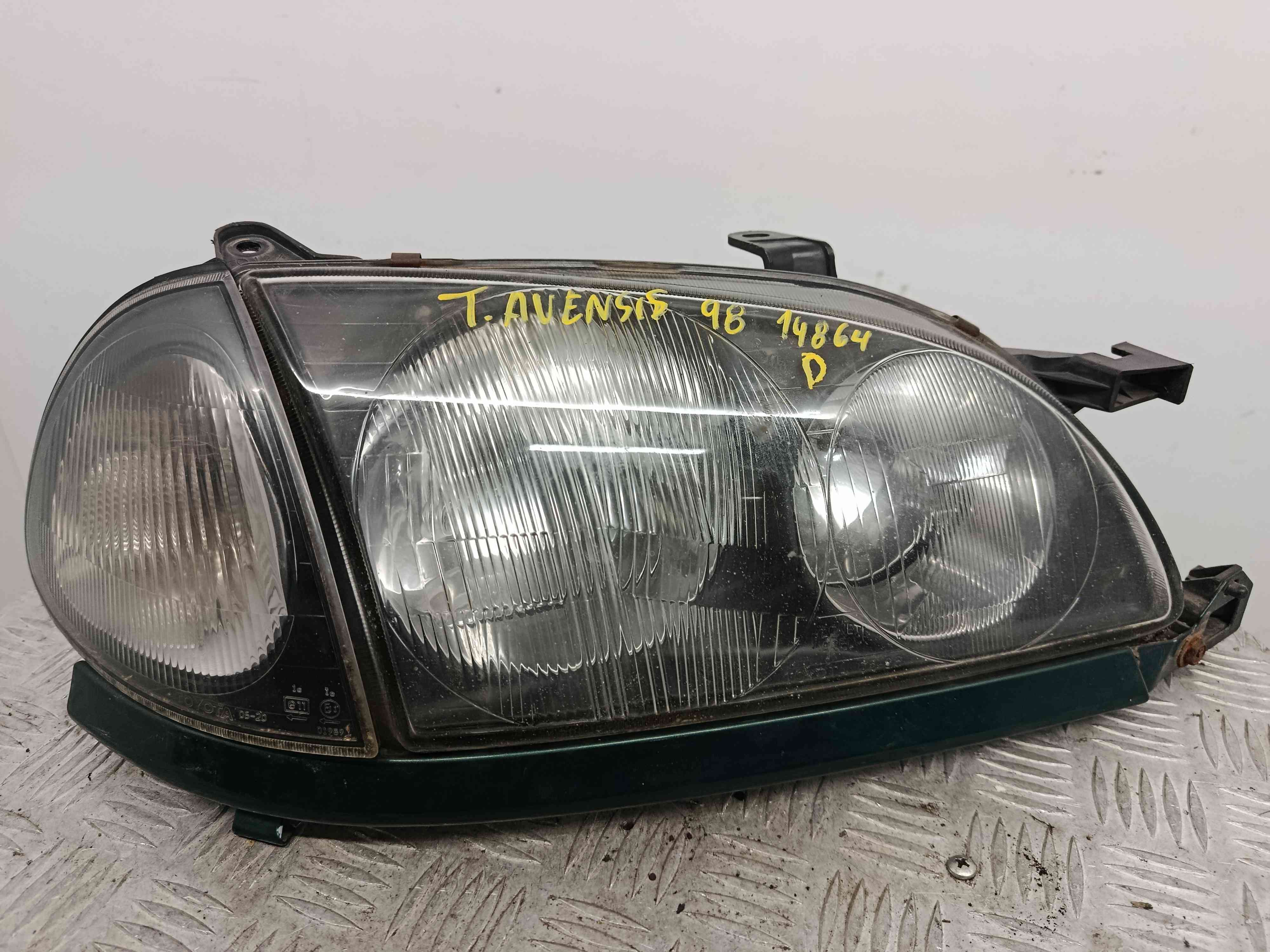 Ótica / Farol Direito 54533365 - TOYOTA AVENSIS (_T22_)-40713869