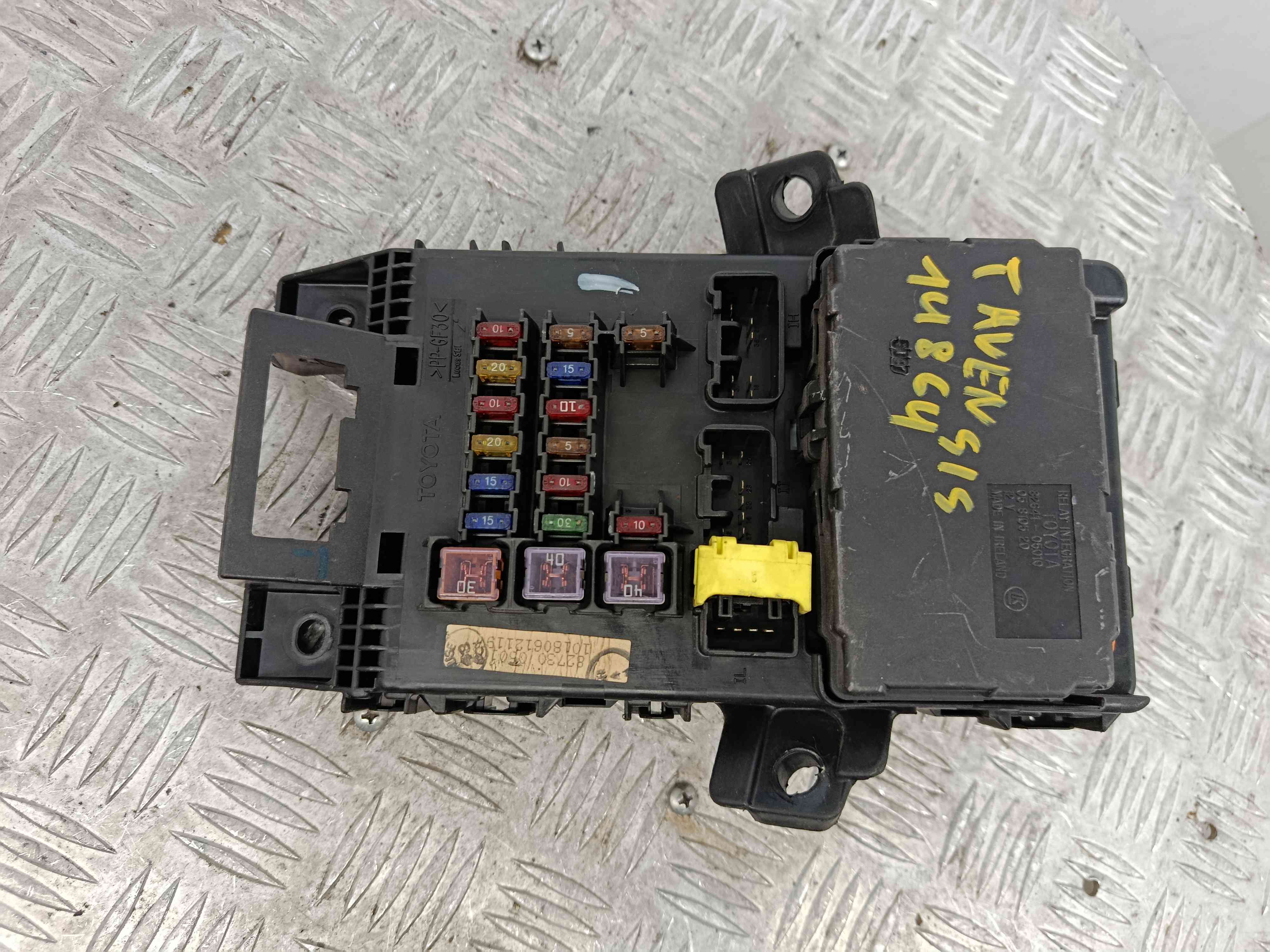 Caixa Fusíveis / SAM / BSI 82641-05010 - TOYOTA AVENSIS (_T22_)-40713896