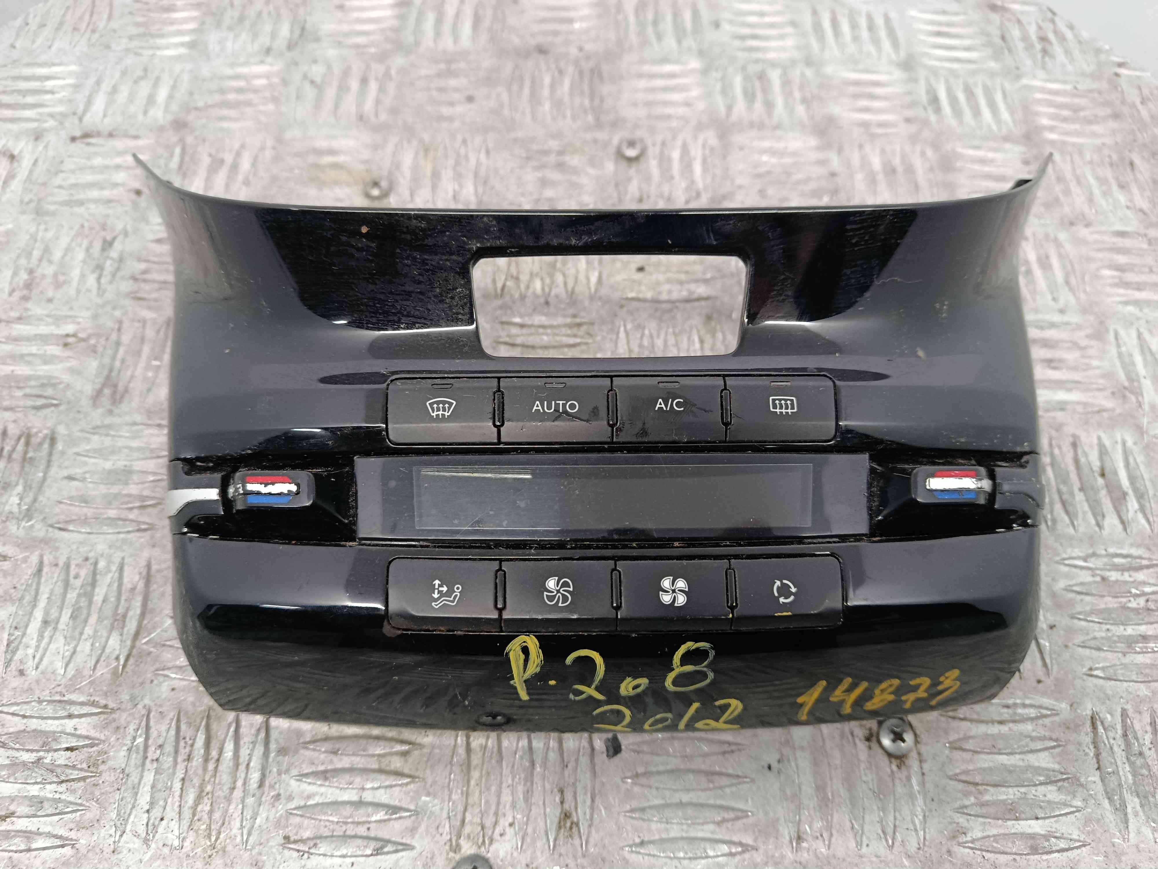 Comando Chauffage / Sofagem 96722471XU - PEUGEOT 208 I (CA_, CC_)-40931999