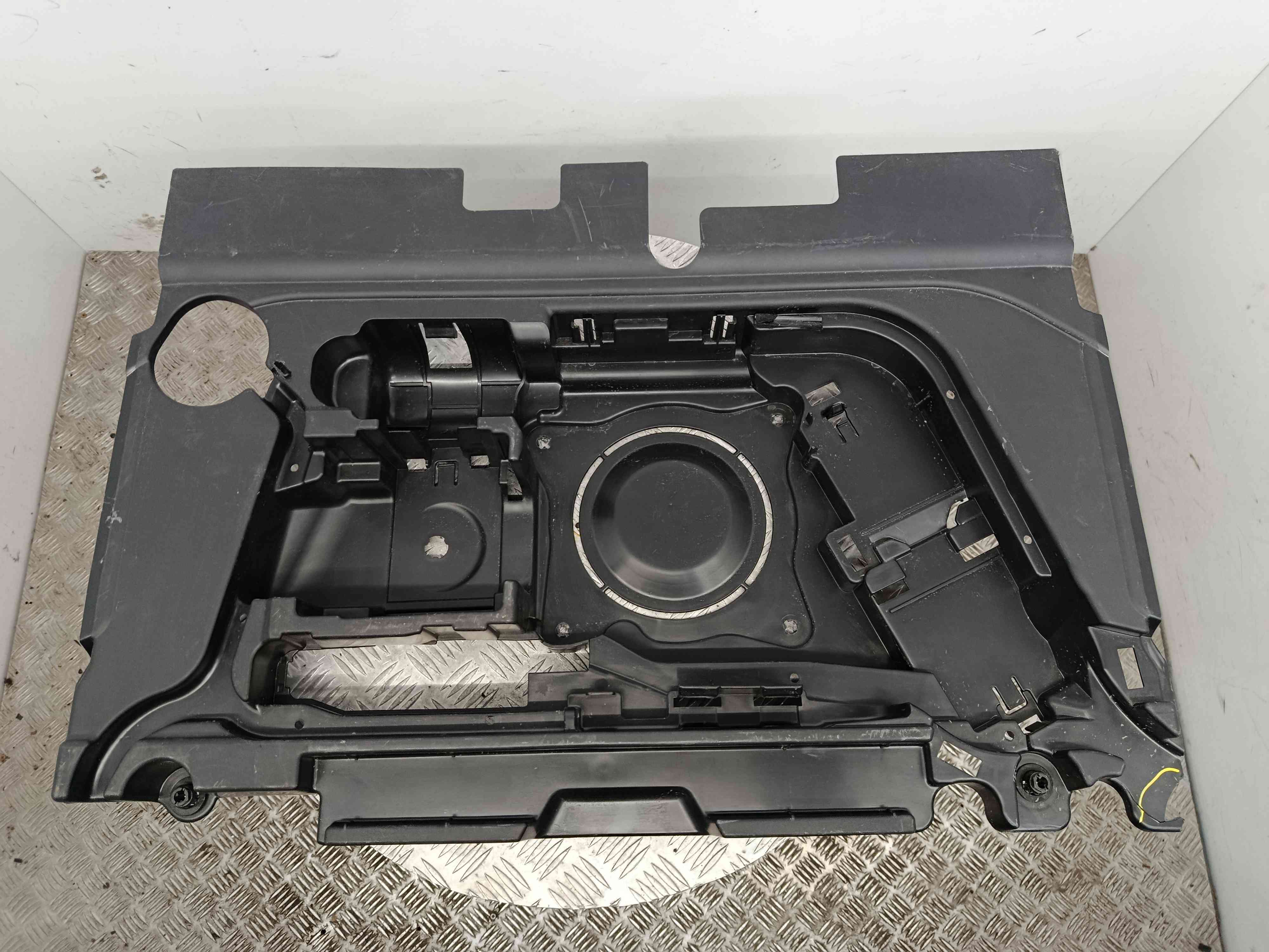 Lastro / Bacia da Mala A1778900000 - MERCEDES-BENZ A-CLASS (W177)-41000390