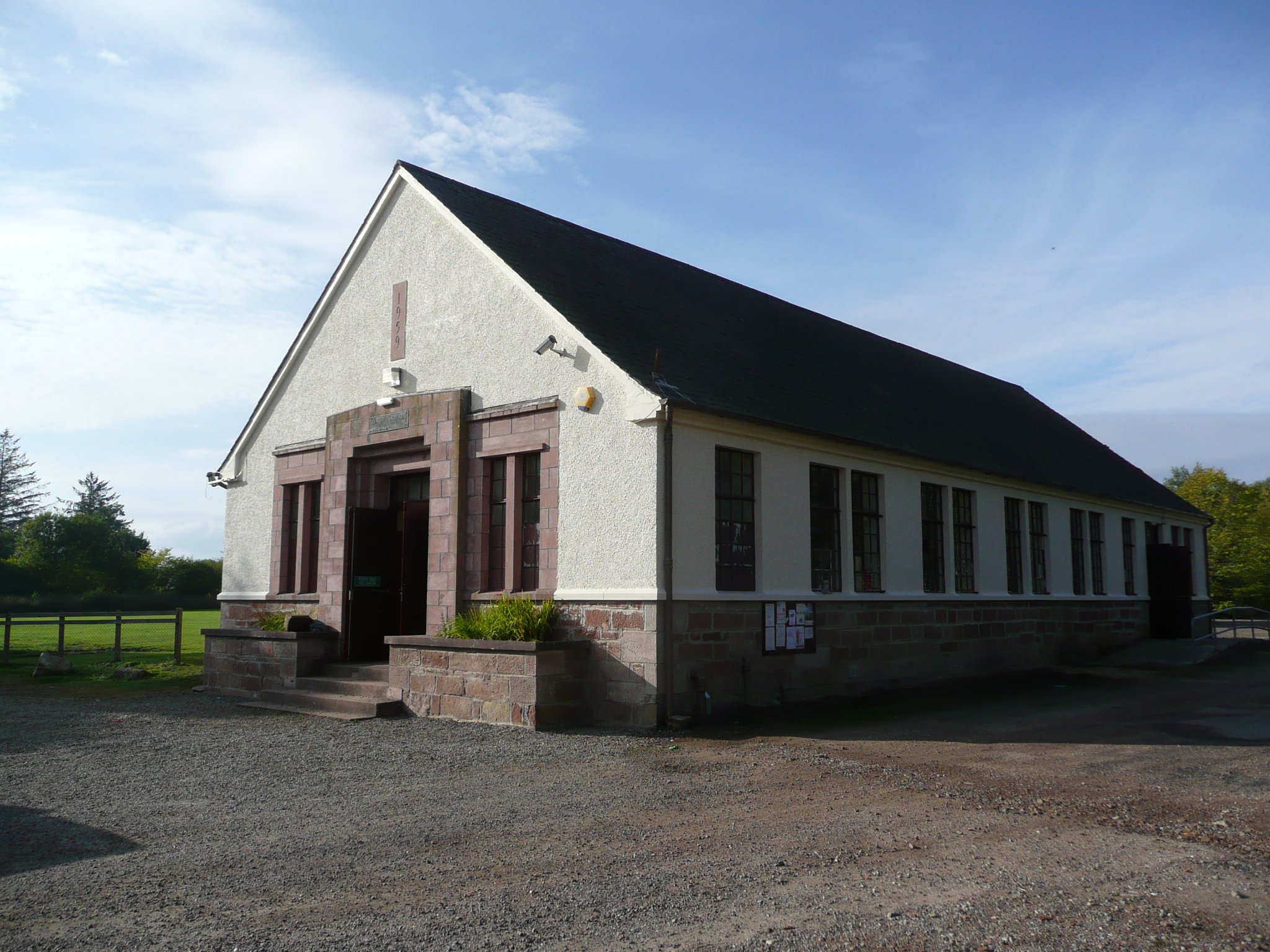 Resolis Memorial Hall