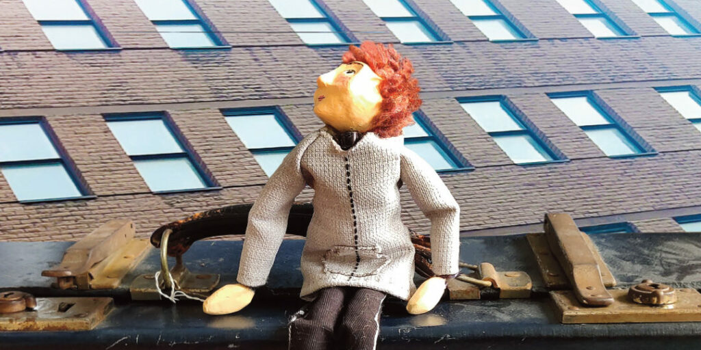 Suitcase Stories – The Seven Ravens