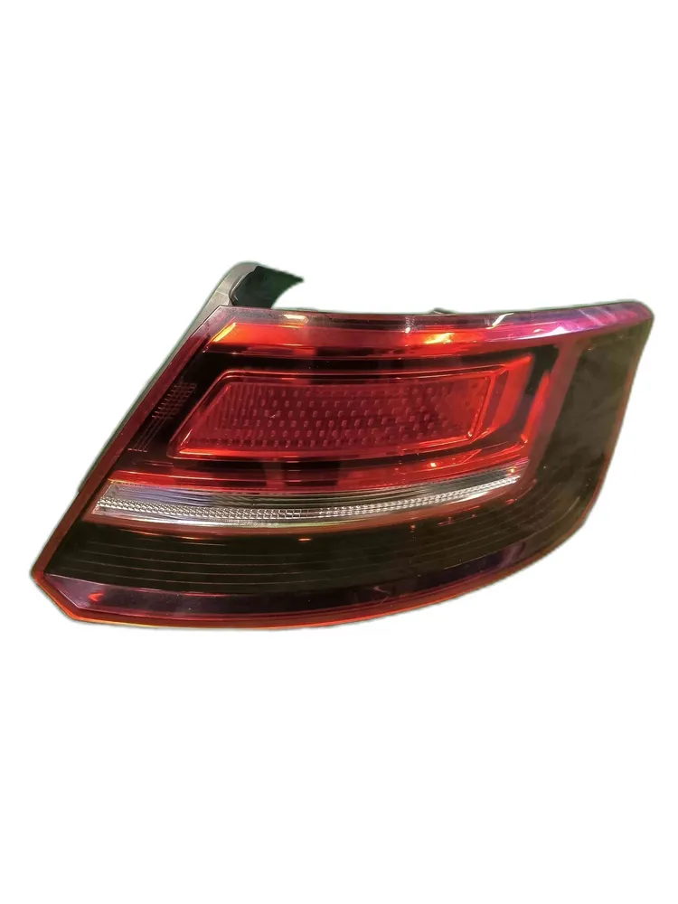 Right Tail light