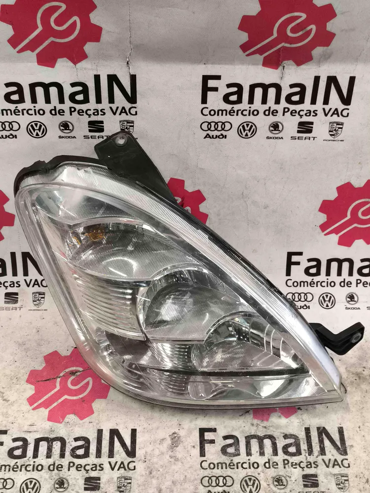 Rechts Headlight