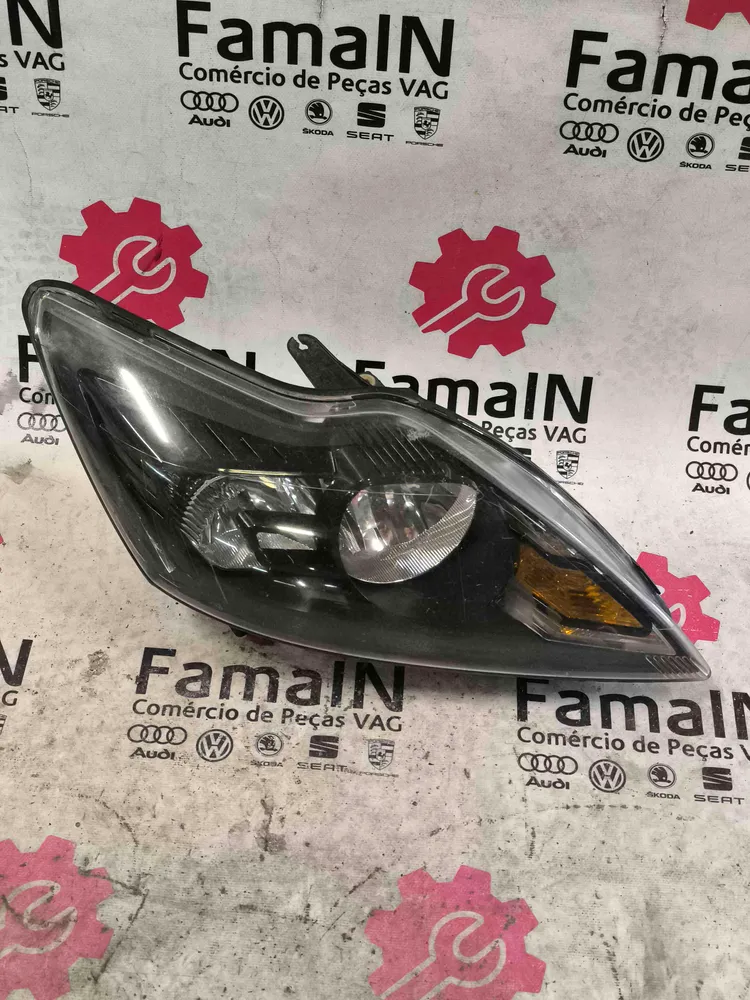 Ótica / Farol Direito