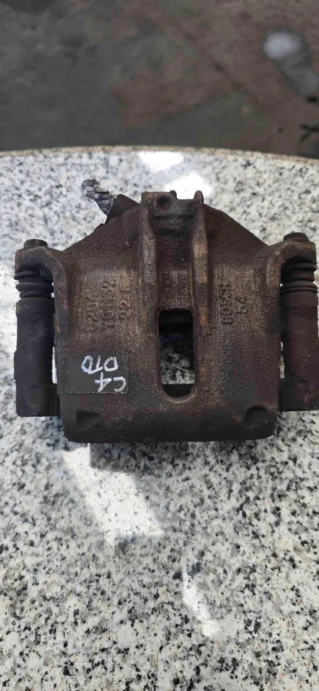 Pinça Travão / Maxila de Travão Frente Direita