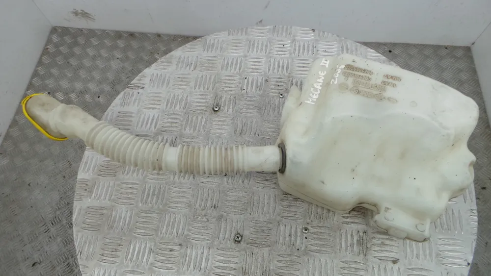 Windshield washer tank