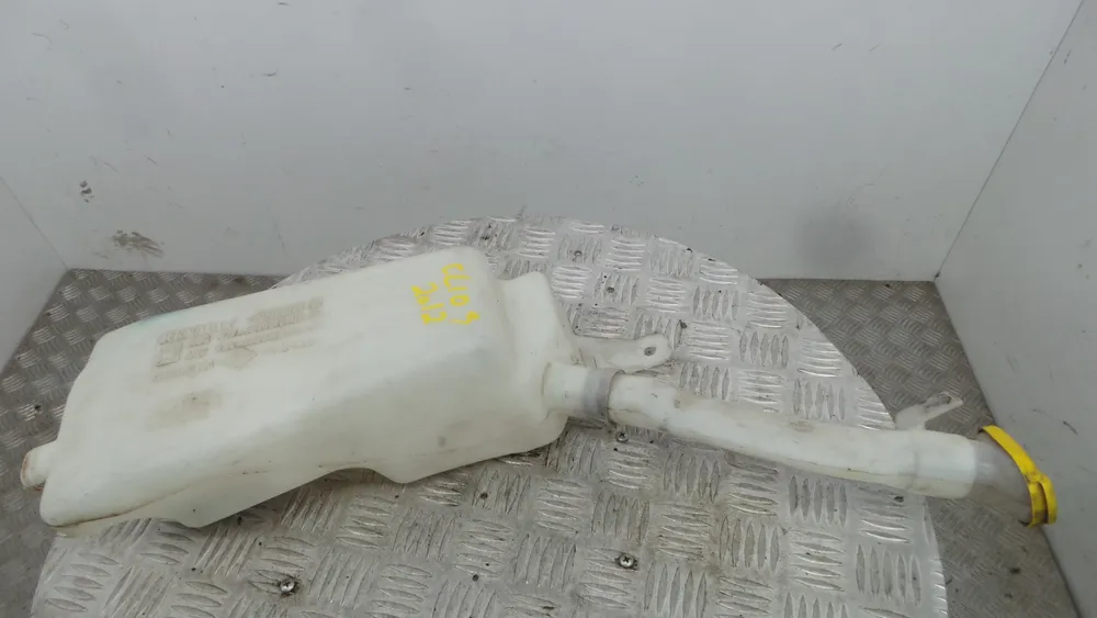 Windshield washer tank