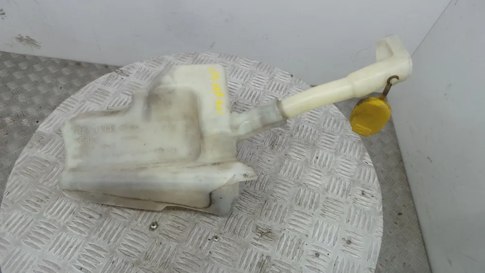 Windshield washer tank