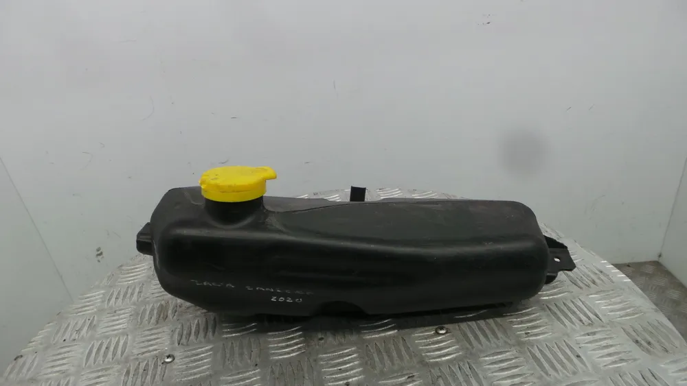 Windshield washer tank