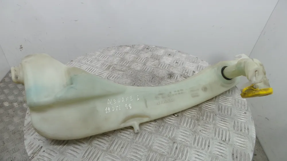 Windshield washer tank