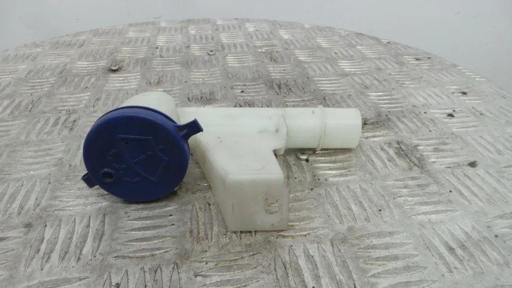 Windshield washer tank