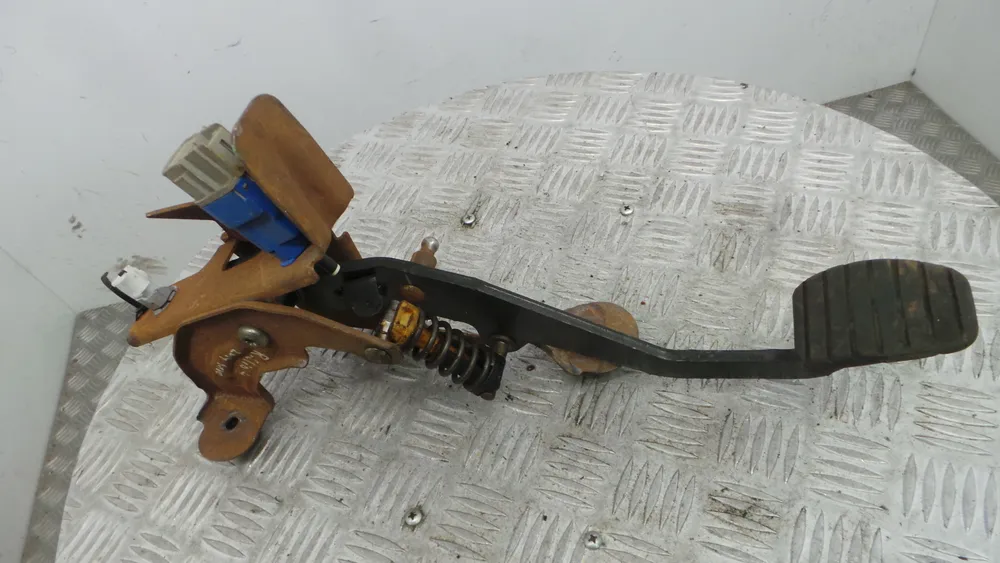 Pedal da Embraiagem