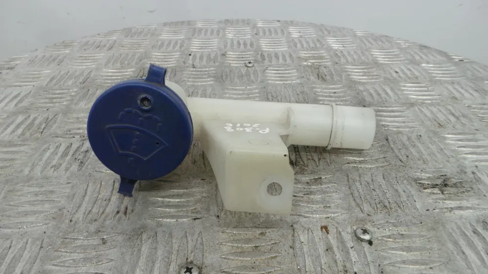 Windshield washer tank