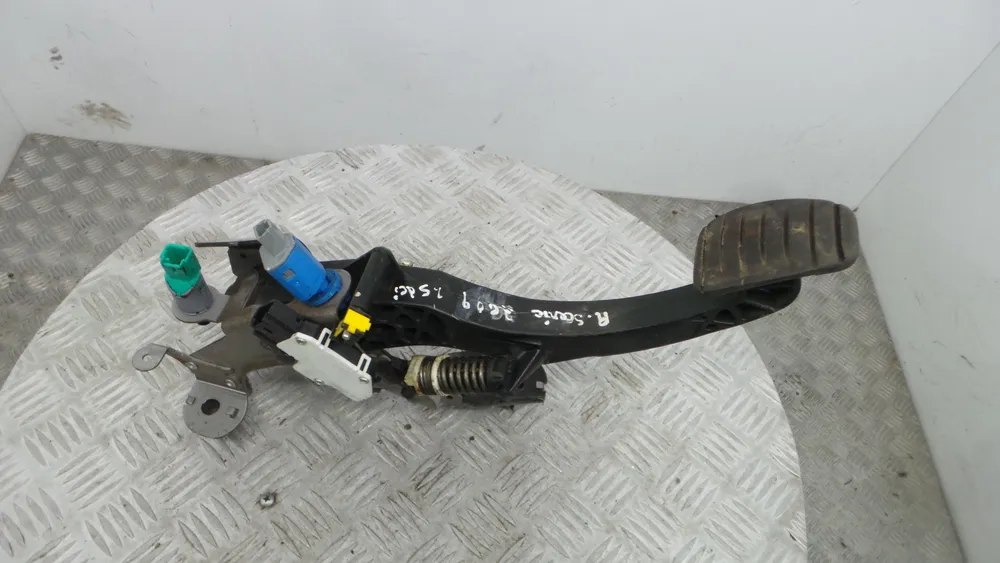 Pedal da Embraiagem