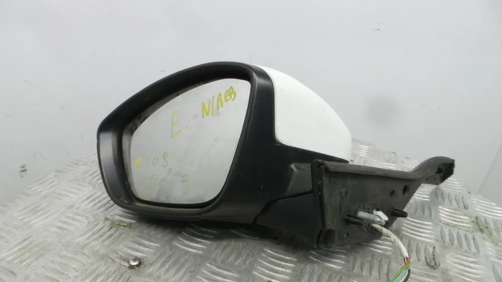 Retrovisor Izquierdo