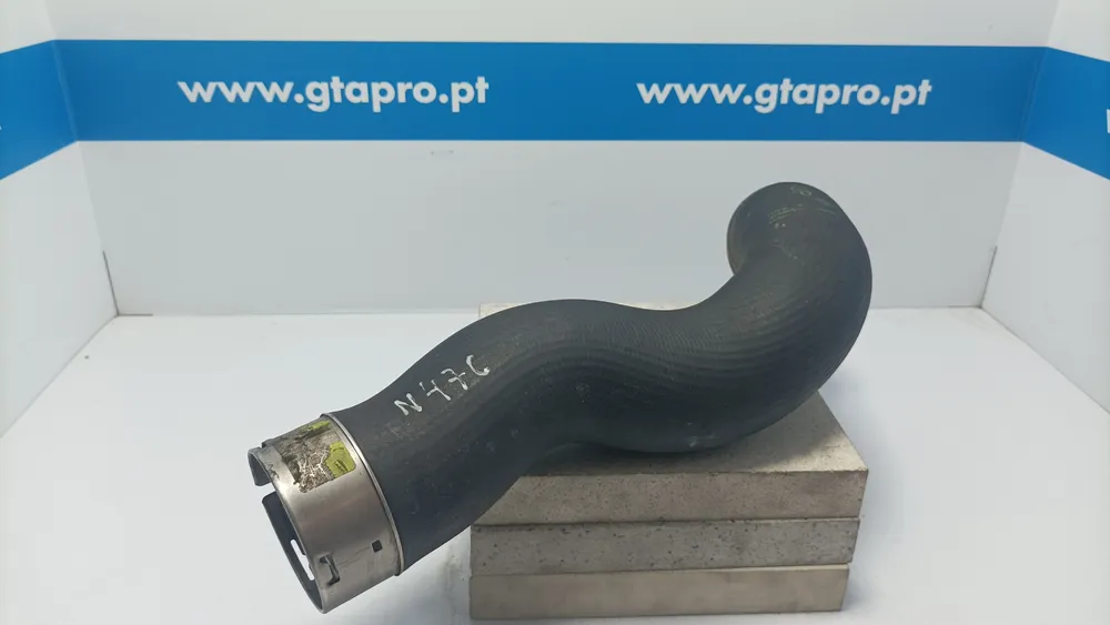 Intercooler pipe