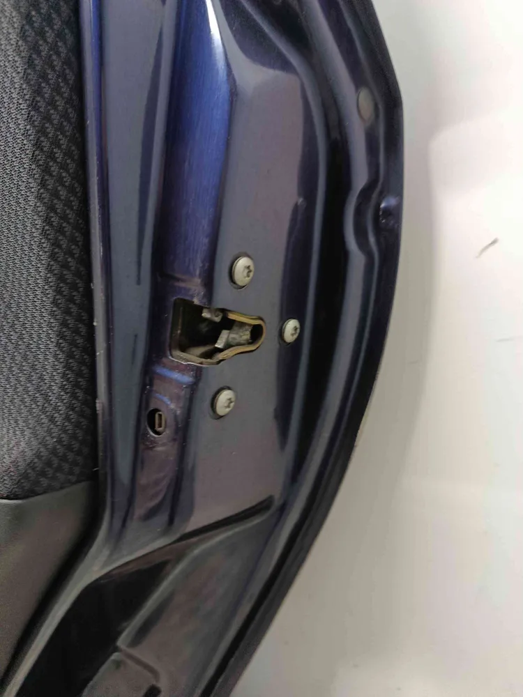Fechadura / Fecho Porta Trás Direito