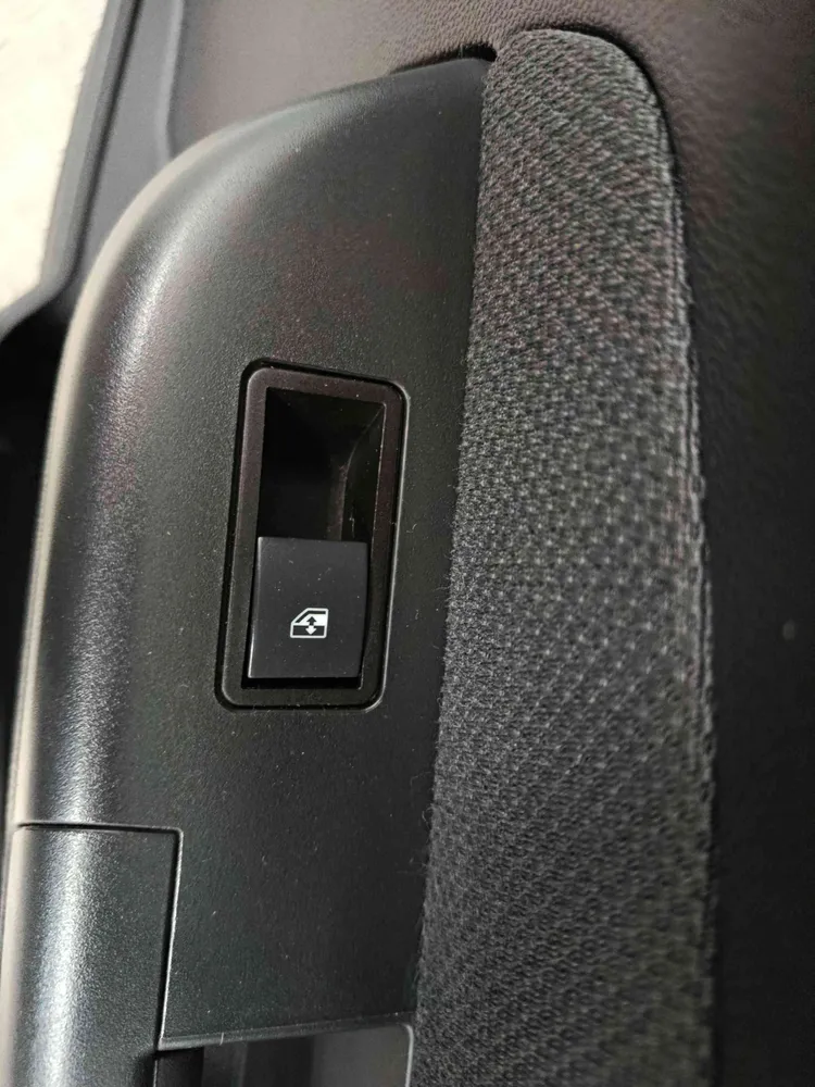 Comando / Botão / Interruptor Vidros Trás Direito