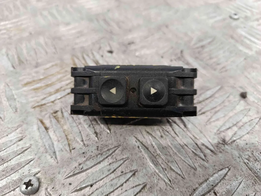 Links Rear Fenster control