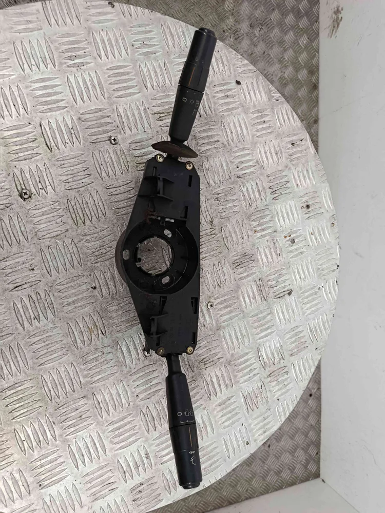 Conjunto / Manetes de Luzes e Limpa Vidros