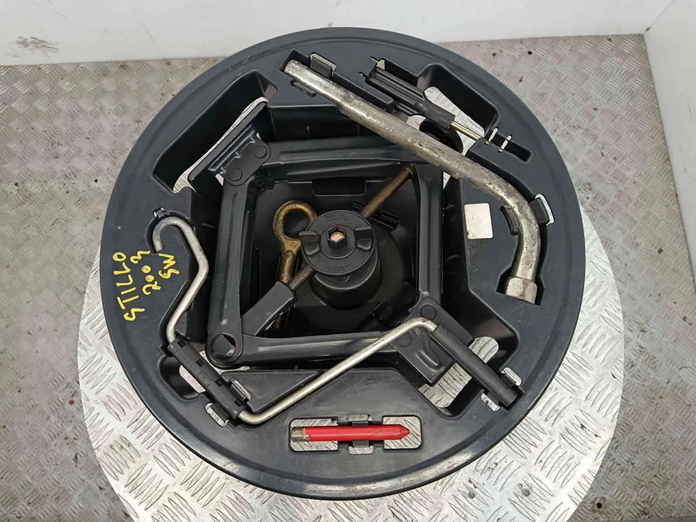 Kit Pneu Suplente
