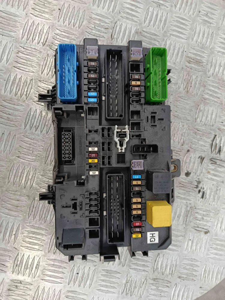Caixa Fusíveis / SAM / BSI
