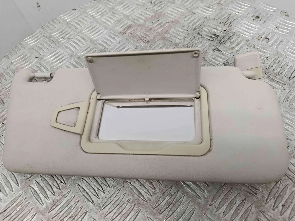 Right Sun Visor