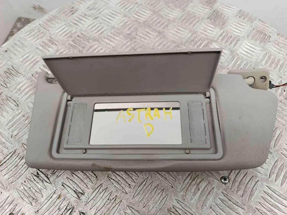 Right Sun Visor