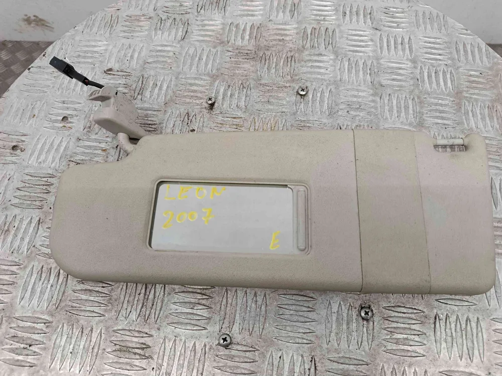 Links Sun Visor