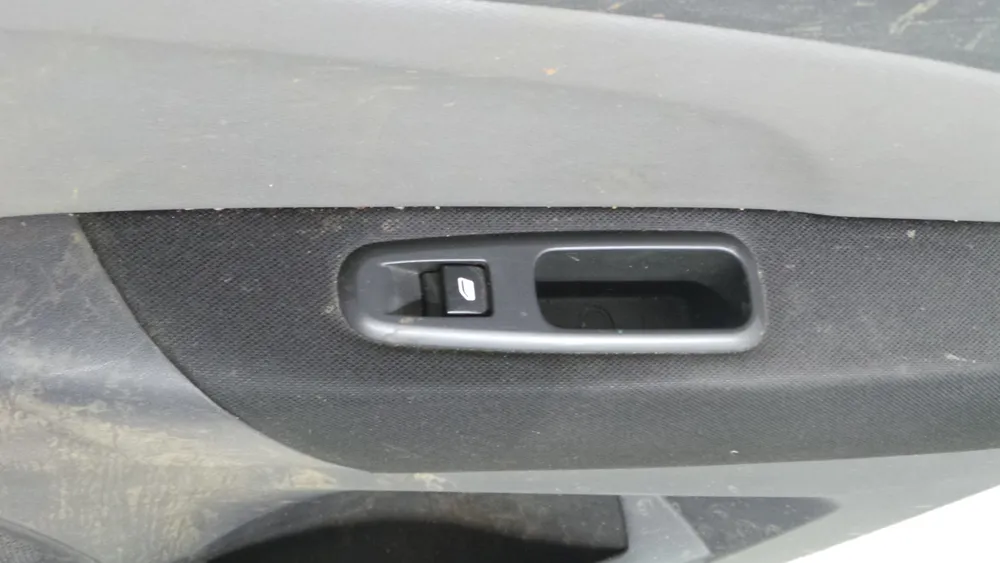 Comando / Botão / Interruptor Vidros Trás Direito