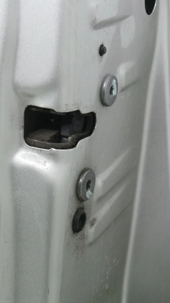 Cerradura / cierre puerta delantero derecho