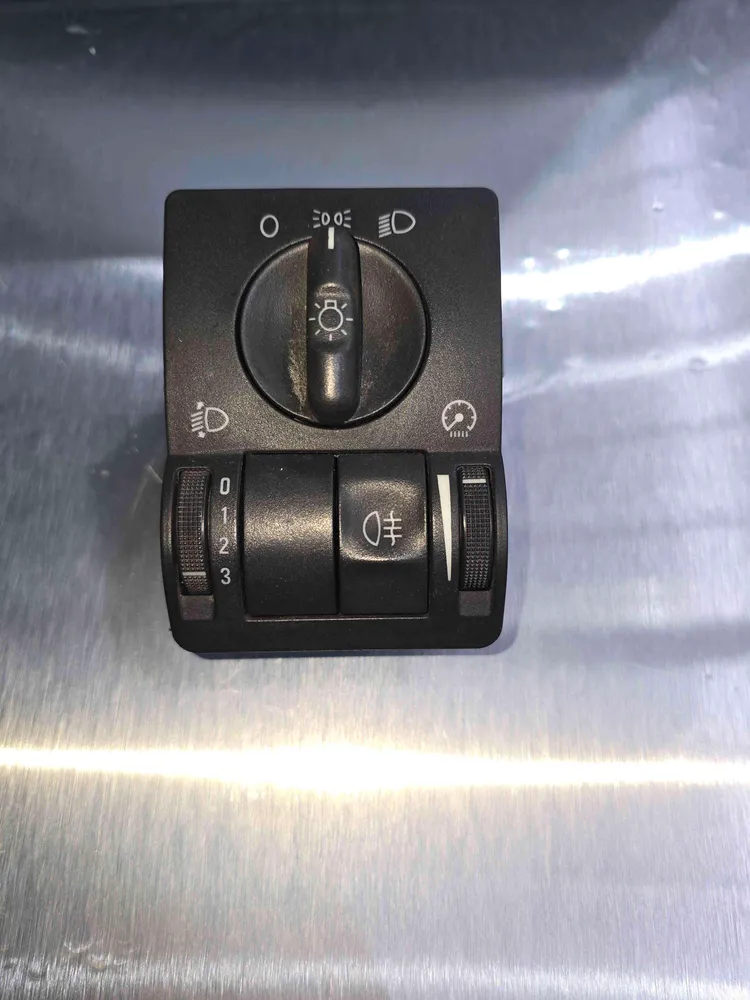 Botão / Interruptor Luzes
