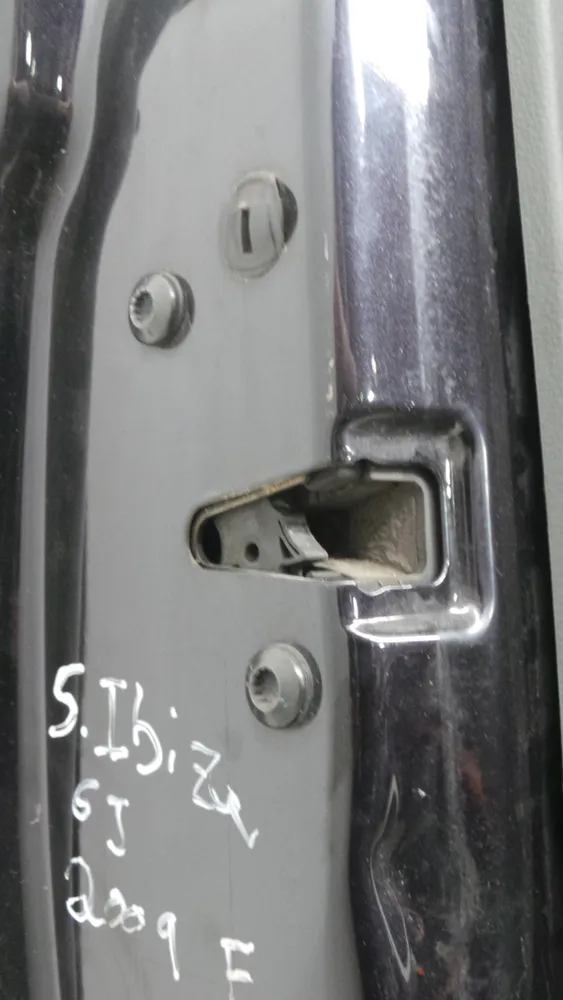 Fechadura / Fecho Porta Esquerdo