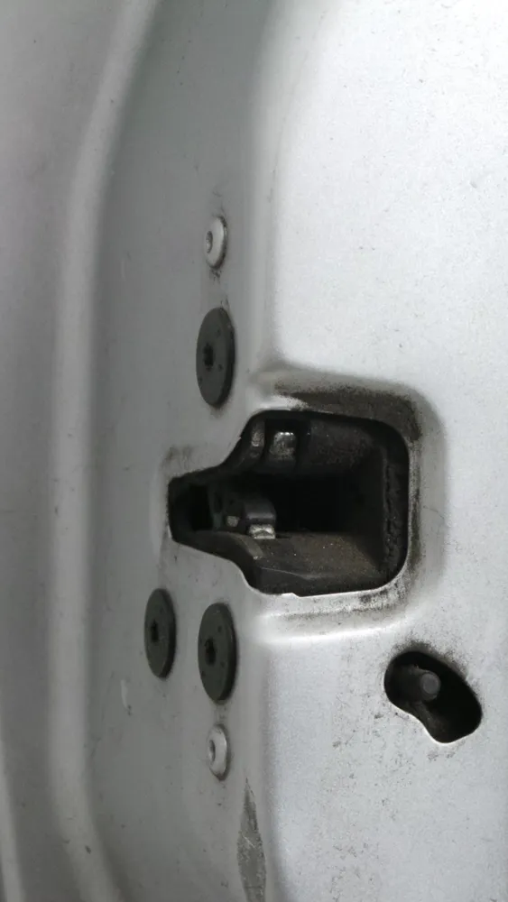 Fechadura / Fecho Porta Trás Esquerdo