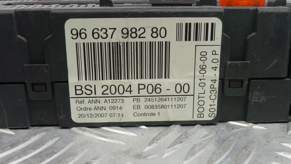 Caixa Fusíveis / SAM / BSI