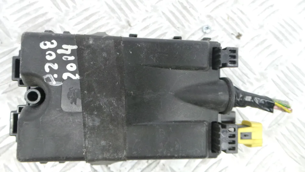 Caixa Fusíveis / SAM / BSI