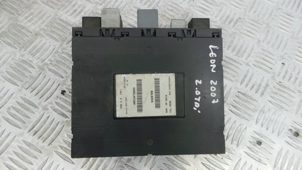 Fuse box / SAM / BSI