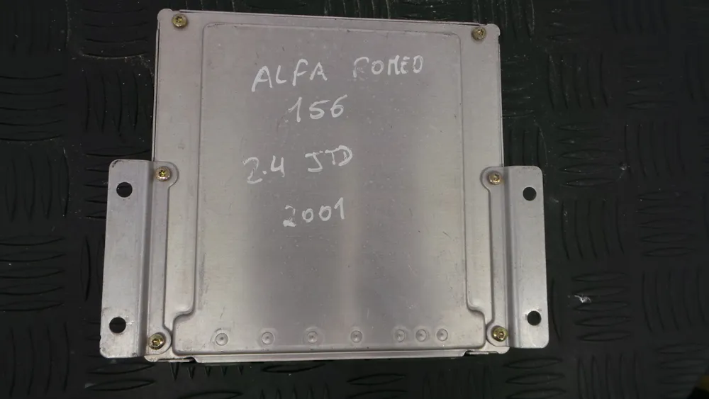 Engine control unit / ECU
