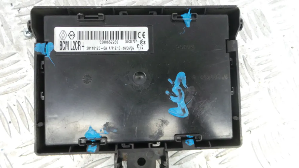 Fuse box / SAM / BSI