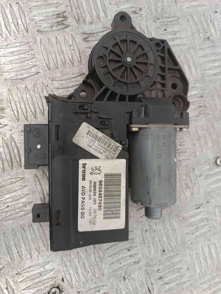 Motor Vidro Frente Direito