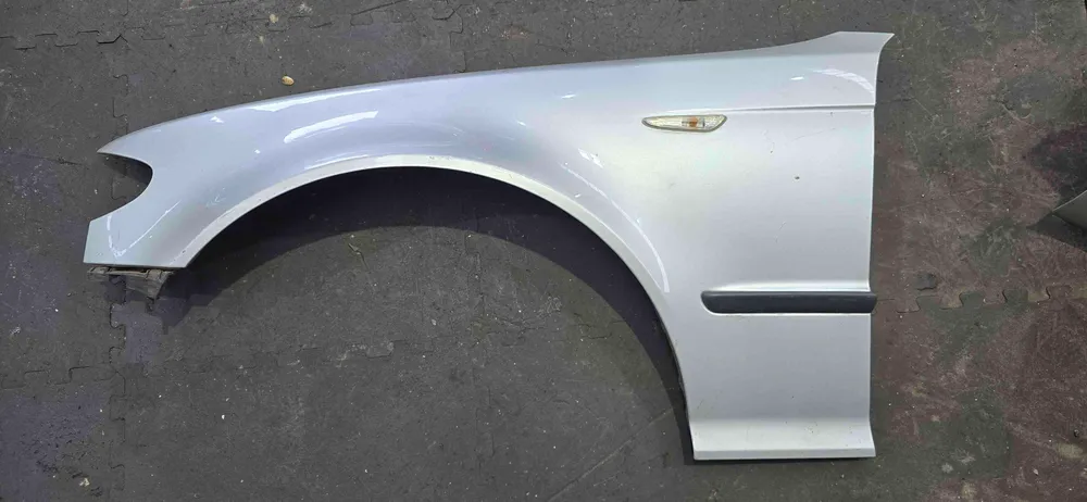 Left fender