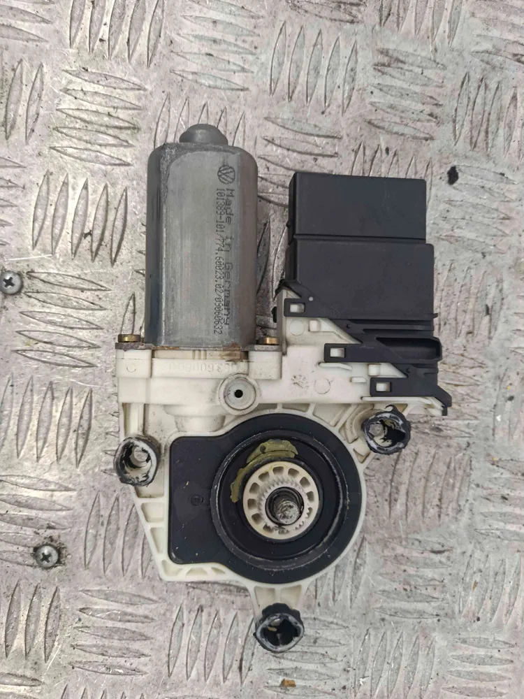 Motor Vidro Trás Esquerdo