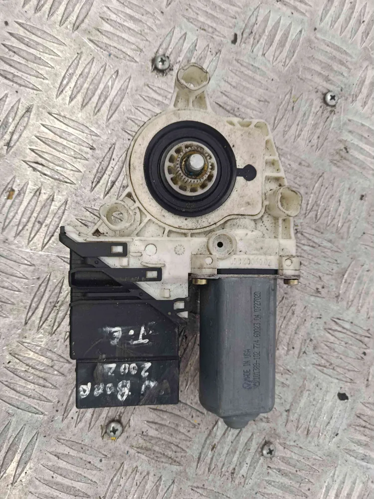 Links Rear  Tür Fenster Regulator Motor