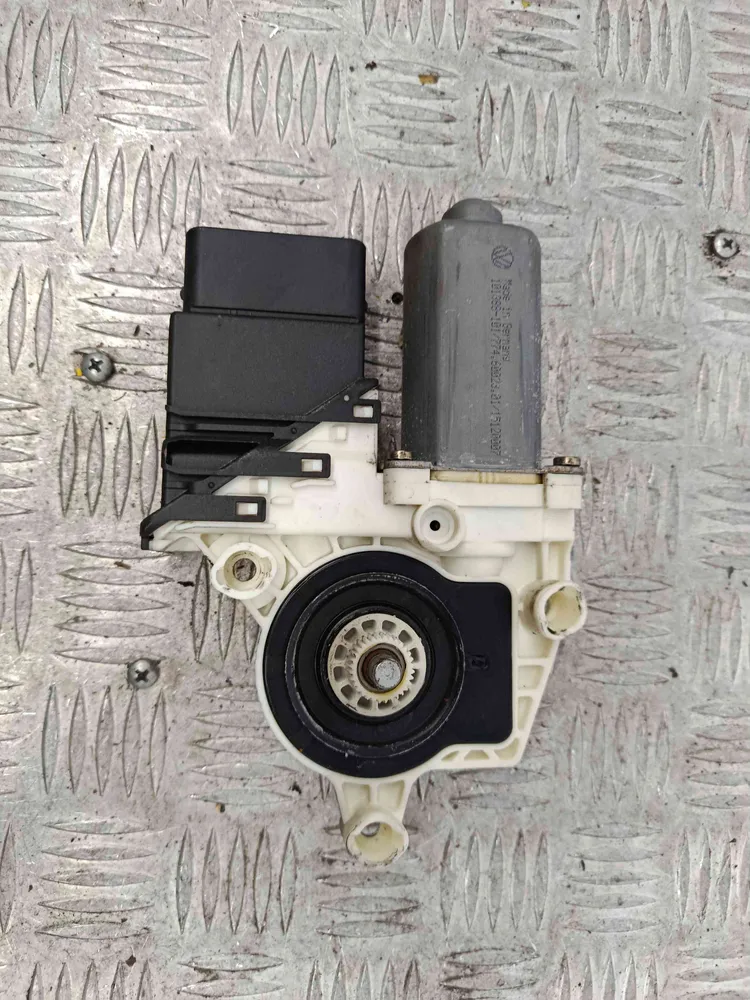 Motor Vidro Trás Direito