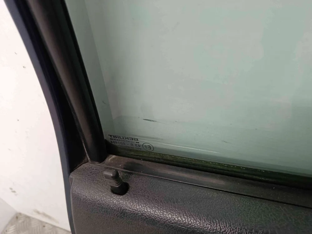 Rechts rear Fenster regulator