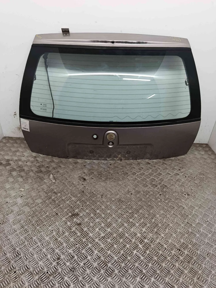 Tailgate / Trunk lid