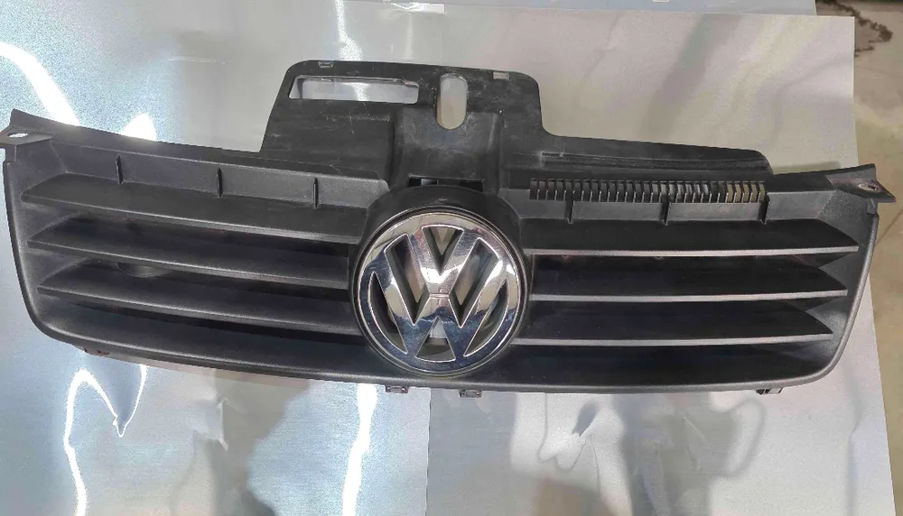Grille avant